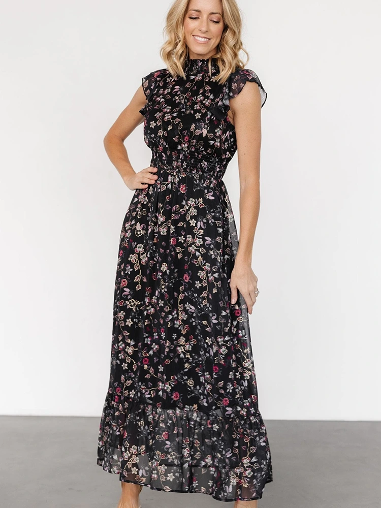 Vestido largo con volantes y estampado floral